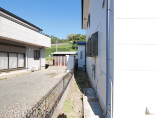 【周辺】 | 甲府市下向山町 平成5年築 内外装一新 南東角地 車2台 | 敷地北側境界