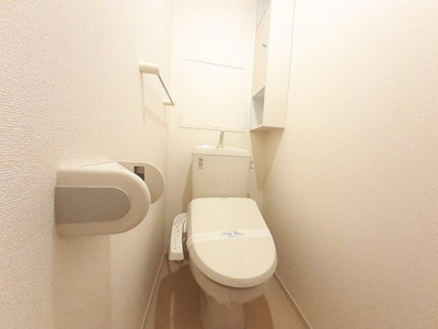 【トイレ】 | ブレイブコートⅡ | ゆったりとした空間のトイレです