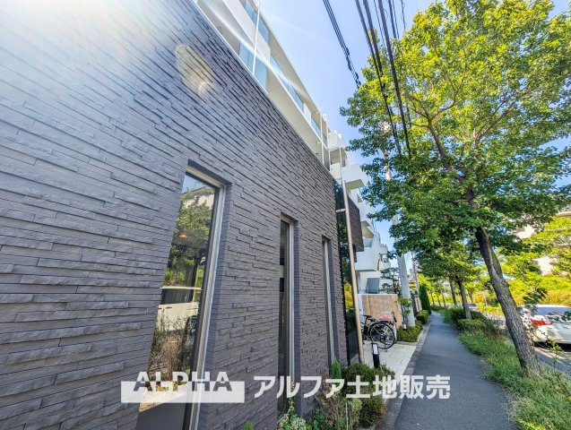 レーベンハイム多摩聖ヶ丘の外観