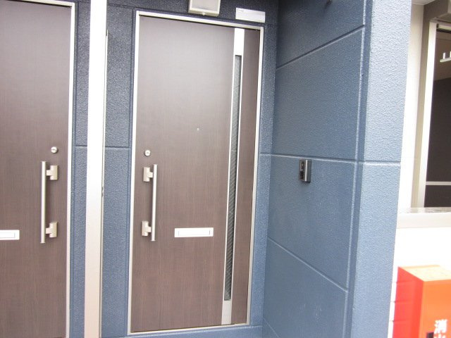 ラ・パッセ・デラ・メンテの玄関|玄関ドア（イメージ）