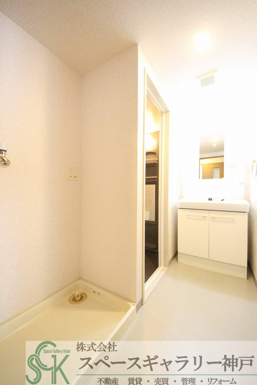 ウエストコート8番街・1番館の洗面所|※お部屋により仕様が異なる場合があります※