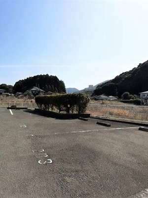 【駐車場】 | ファーストビレッジ