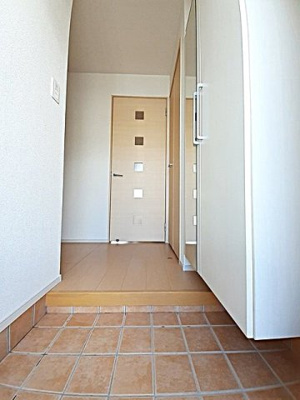 【玄関】 | ウィンクルム七田　弐番館