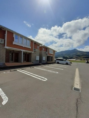 【駐車場】 | ウィンクルム七田　弐番館