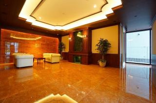 LaDouceur天満のロビー