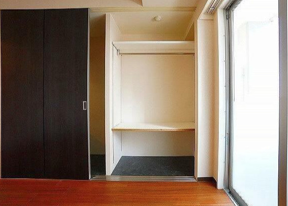 アーバンフラッツ瓦町の収納