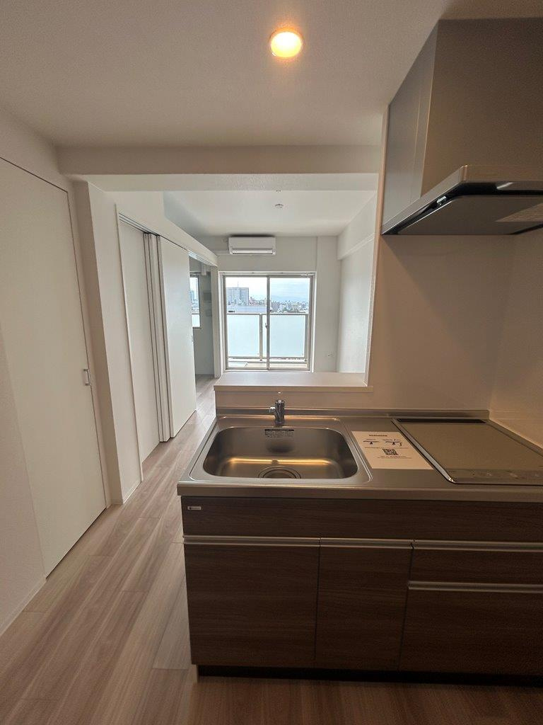 セレニテ夕陽丘エクラのキッチン