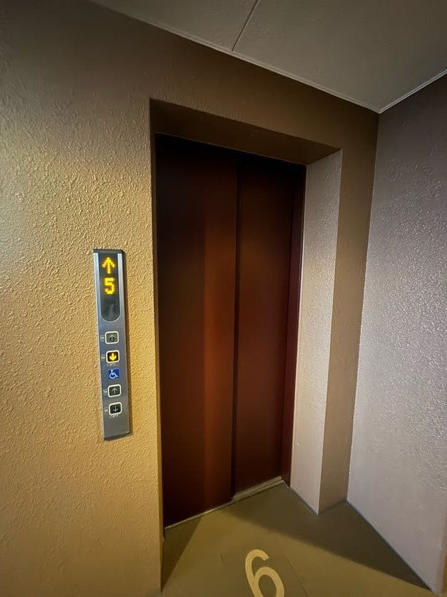 プレサンス神戸裁判所前デリシアの外観