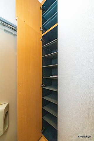 アネーロ　マリの玄関|玄関