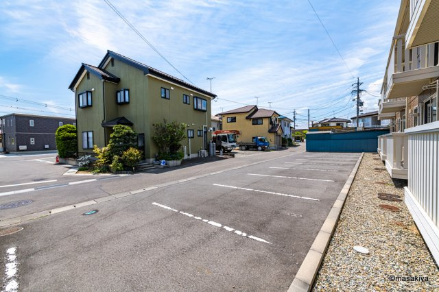 アネーロ　マリの駐車場