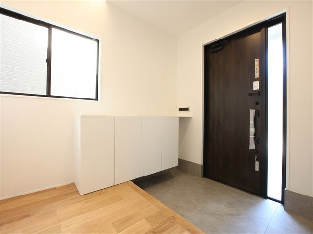 【玄関】の画像