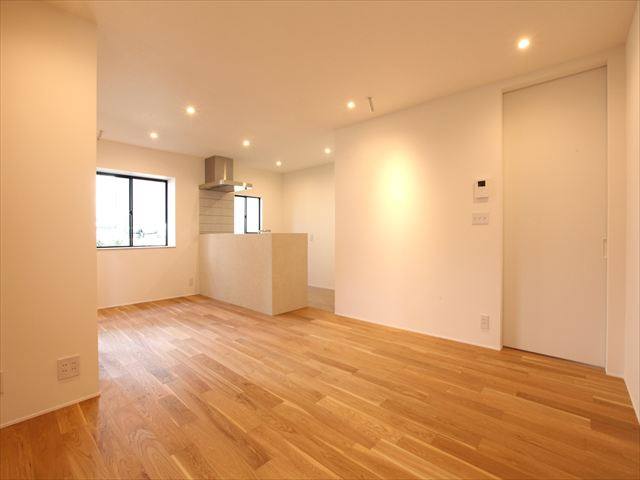 【居間・リビング】の画像