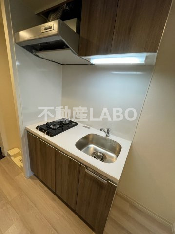 グランカリテ九条南のキッチン|奇数階の色味はパノラマ画像をご参照ください。