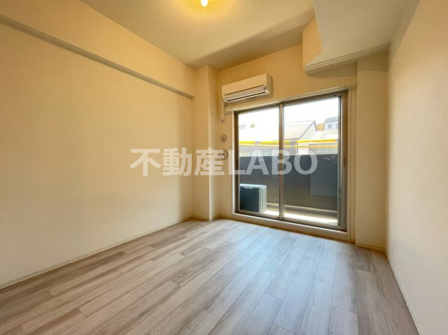 グランカリテ九条南の居間・リビング|奇数階の色味はパノラマ画像をご参照ください。