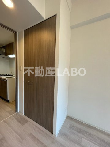 グランカリテ九条南の収納|奇数階の色味はパノラマ画像をご参照ください。