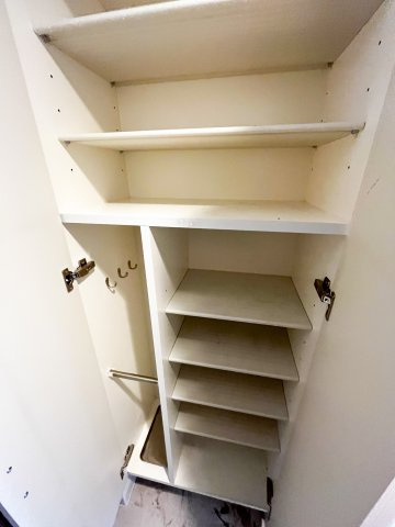 エスプレイス大阪ガルフレジデンスの収納