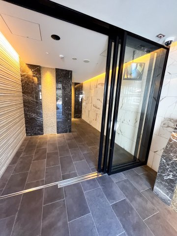 エスプレイス大阪ガルフレジデンスのエントランス