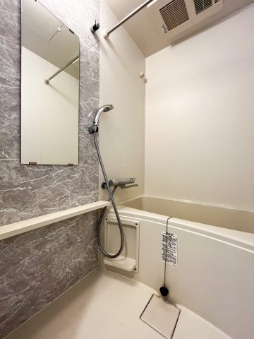 エスプレイス大阪ガルフレジデンスの浴室