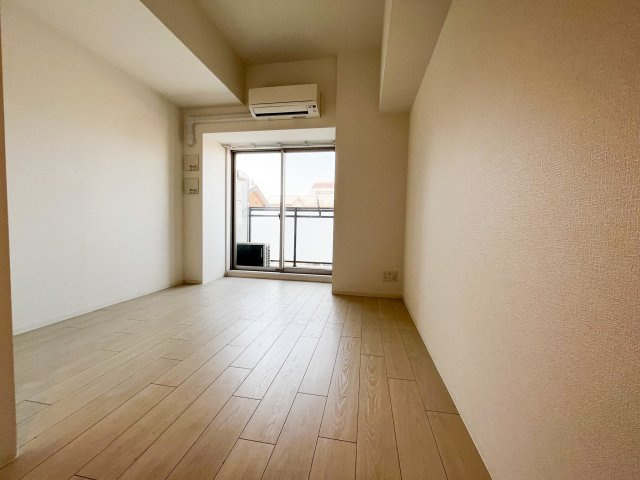 エスプレイス大阪ガルフレジデンスの洋室