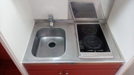 コンパクトなキッチンで掃除もラクラク