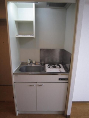 【キッチン】 | セイコーガーデンⅢ | コンパクトなキッチンで掃除もラクラク