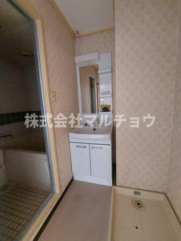 ロイヤルマンション301号の玄関