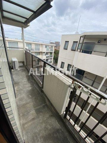 川崎市多摩区宿河原２丁目の賃貸マンションのバルコニー|★お部屋探しはオールマイト不動産までご相談下さい♪