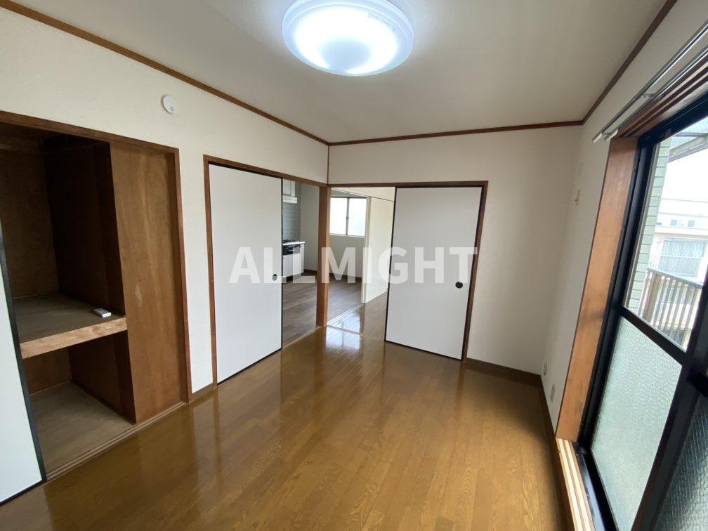 川崎市多摩区宿河原２丁目の賃貸マンションの居間・リビング|★お部屋探しはオールマイト不動産までご相談下さい♪