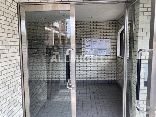 川崎市多摩区宿河原２丁目の賃貸マンションのエントランス|★お部屋探しはオールマイト不動産までご相談下さい♪