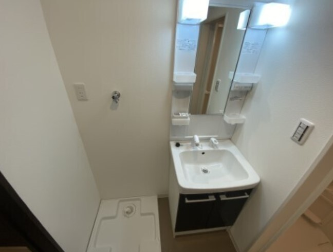 ジーメゾン西大宮ソリナの洗面所|※同シリーズ施工