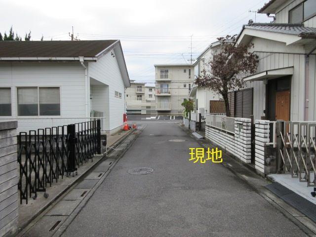 中古戸建　熊谷市柿沼448-20（期間限定現況販売）の前面道路含む現地写真