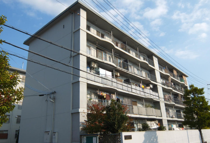 ローレルハイツ姫路天満Ａ棟の外観