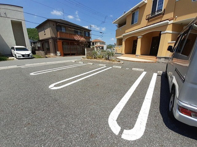 【駐車場】 | シャン・デ・フレーズ
