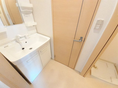 【洗面所】 | シャン・デ・フレーズ