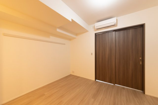 プラウドフラット文京千駄木の洋室