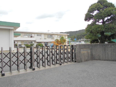 【周辺】 | ブリッサ日高Ⅱ | 内原小学校様まで1600m