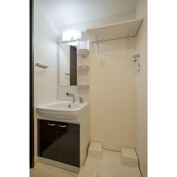 エステムコート名古屋金山ミッドクロス　名古屋市賃貸　仲介手数料無料の洗面所