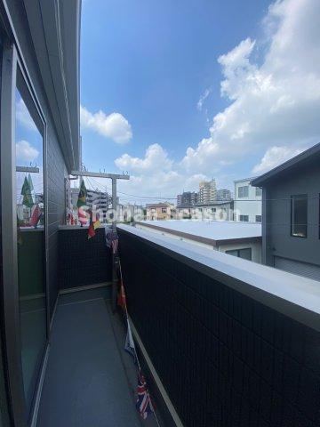 【バルコニー】 | バルコニーには洗濯物をたっぷり干すことができますよ☆