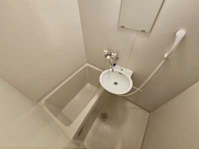 【浴室】 | レオパレスウェル春日 | 備品や設備仕様は号室等により異なります現地をご確認下さい。