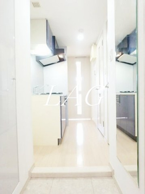 【玄関】 | ガラ・ステージ立川 | 玄関です。