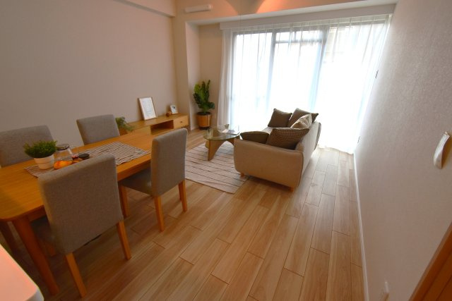 アルコイリス双葉ケ丘壱番館の居間・リビング