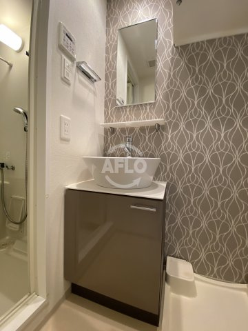 エスリード難波グレイスの独立洗面台|エスリード難波グレイス　ボウル型独立洗面化粧台