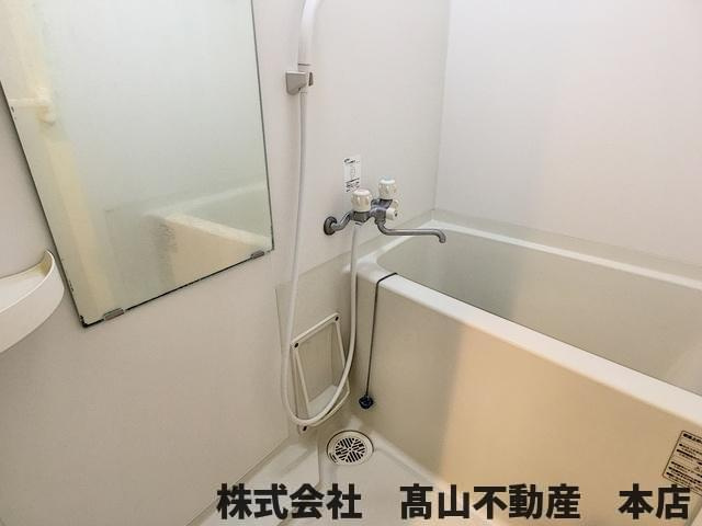 ロイヤルヒルズタワーの浴室