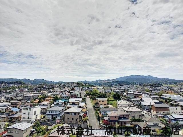 ロイヤルヒルズタワーの展望