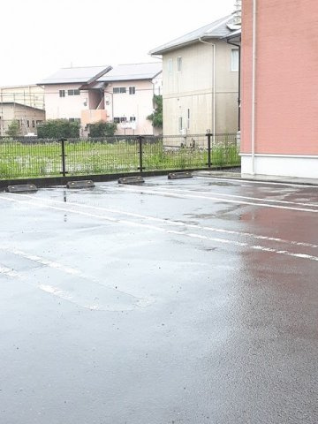 オルテシアの駐車場