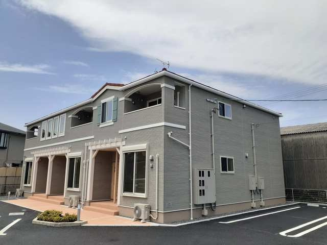 グランド　パイン　ヴィラ　Ⅱの外観