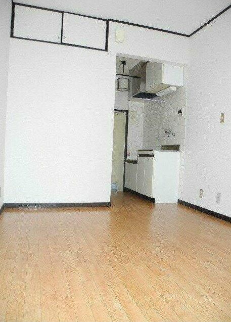 ヴィラ元住吉の居間・リビング