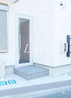 【エントランス】 | マーレ梅島 | エントランスです。