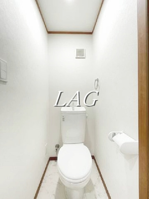 【トイレ】 | マーレ梅島 | トイレです。