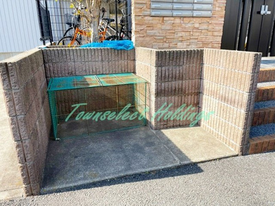 【その他共用部分】 | スプルース湘南 | 忙しい朝に嬉しい敷地内ゴミ置き場♪